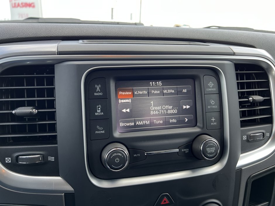 Ram 1500 Classic SLT 2023-20