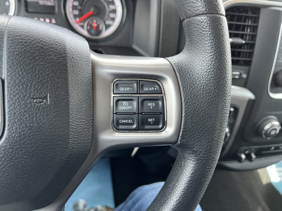 Ram 1500 Classic SLT 2023-18