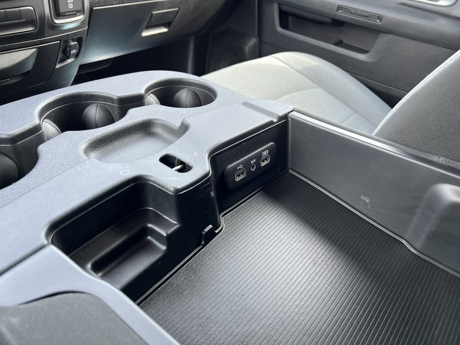 Ram 1500 Classic SLT 2023-30
