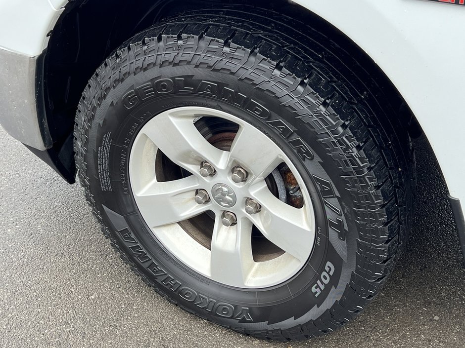 2023 Ram 1500 Classic SLT-6
