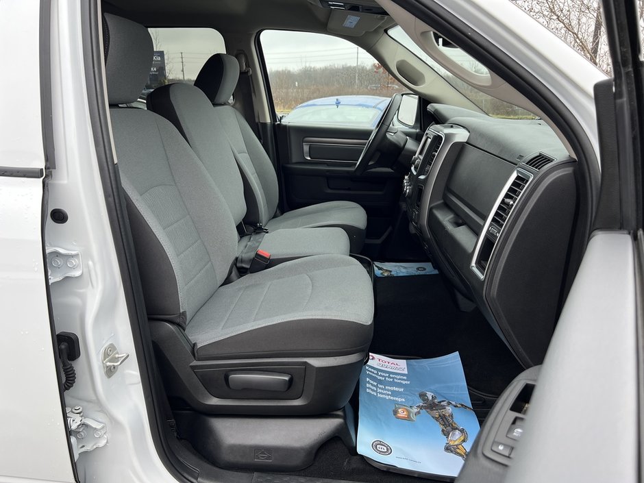 2023 Ram 1500 Classic SLT-10