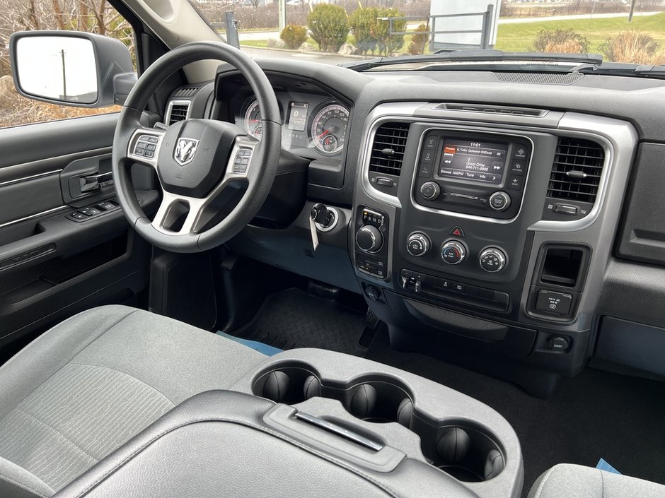 2023 Ram 1500 Classic SLT-20