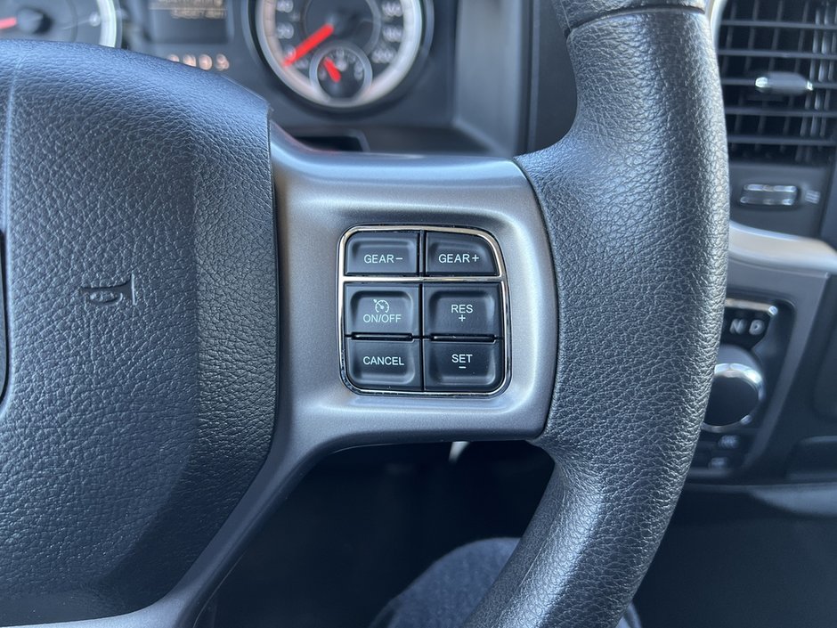 2023 Ram 1500 Classic SLT-17