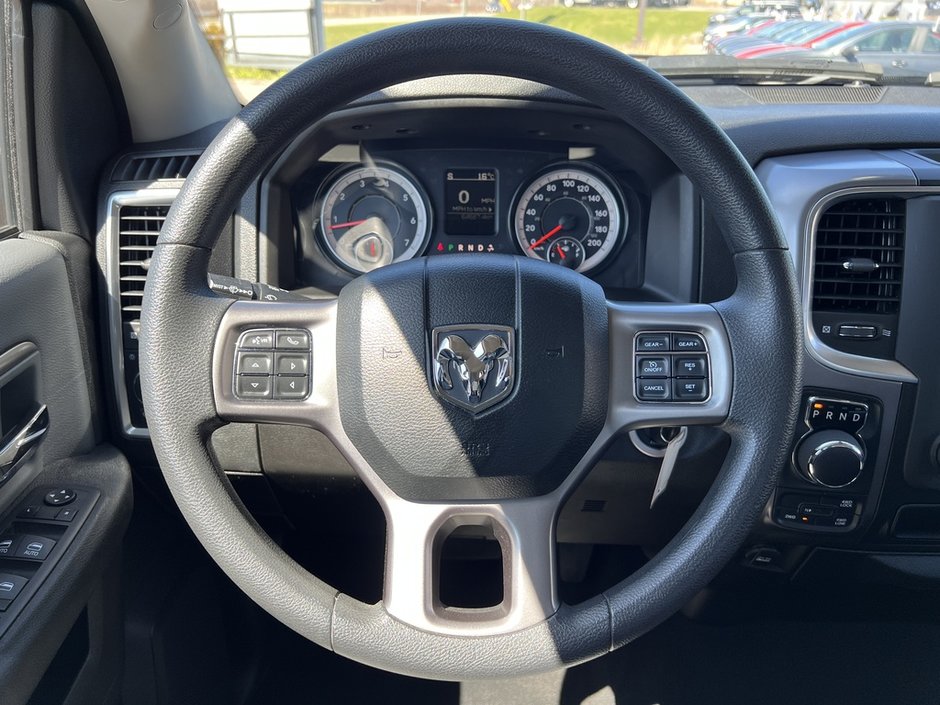 2023 Ram 1500 Classic SLT-14