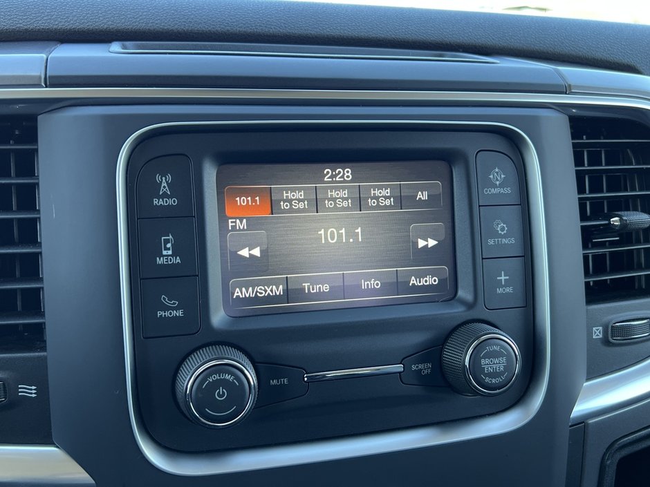 2023 Ram 1500 Classic SLT-20