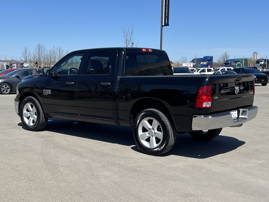 2023 Ram 1500 Classic SLT-1