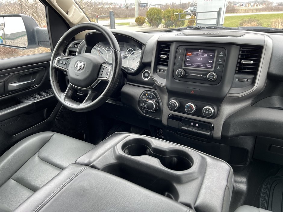 2020 Ram 1500 Tradesman-20