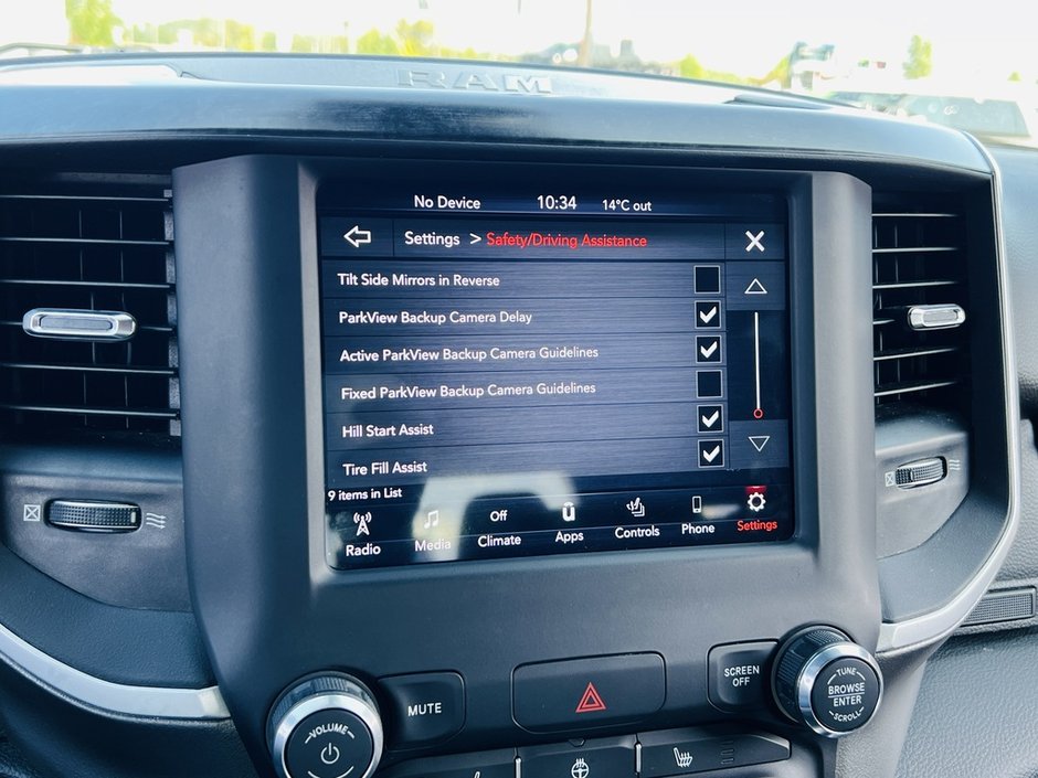 2020 Ram 1500 Big Horn-27