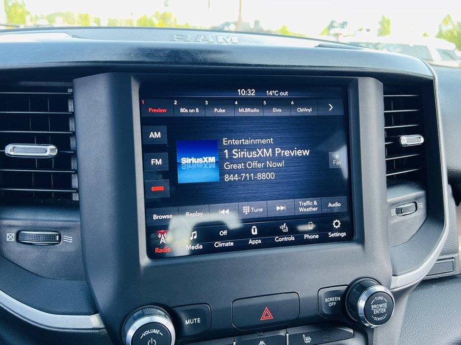 2020 Ram 1500 Big Horn-23