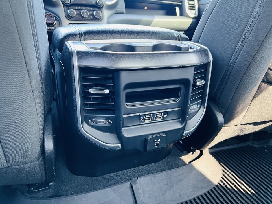 2020 Ram 1500 Big Horn-37