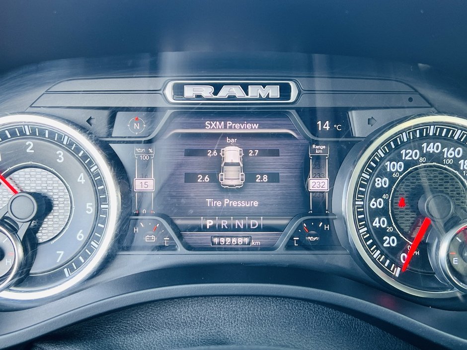 2020 Ram 1500 Big Horn-17