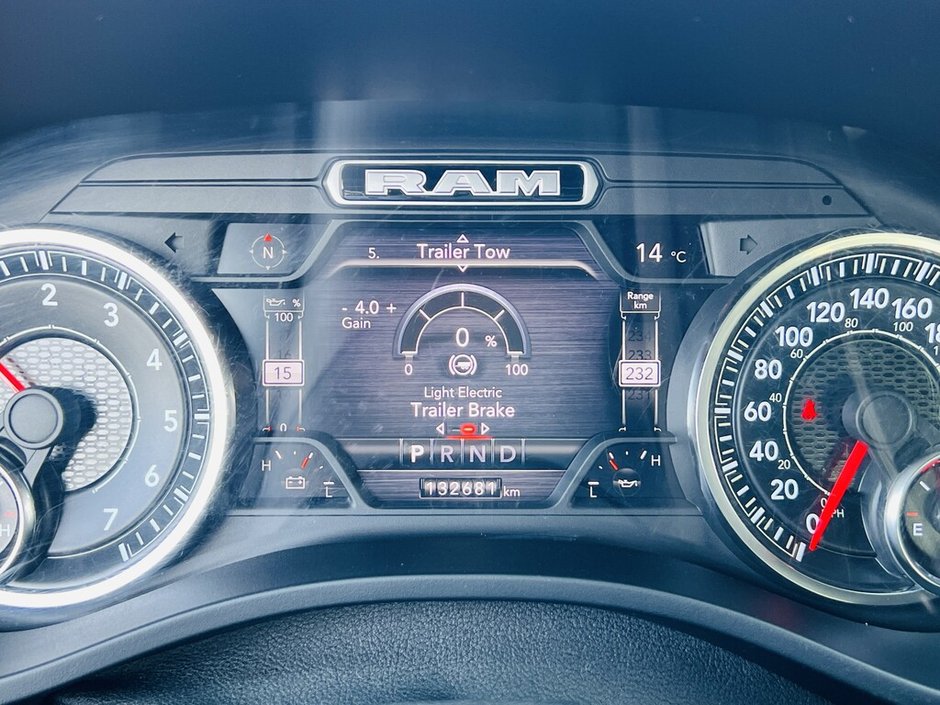 2020 Ram 1500 Big Horn-18