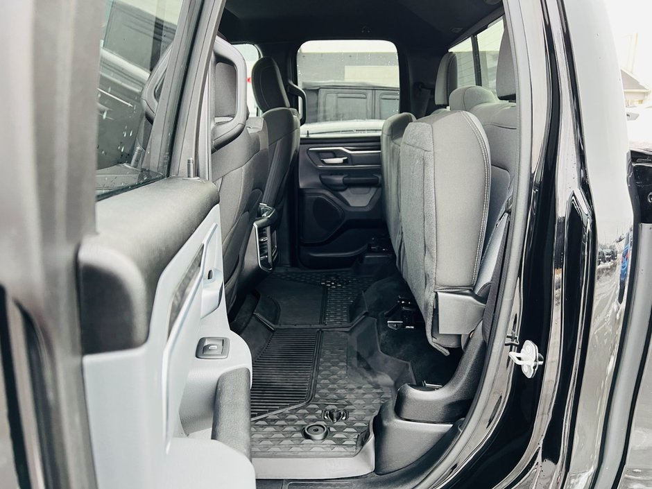 Ram 1500 Big Horn 2022-40