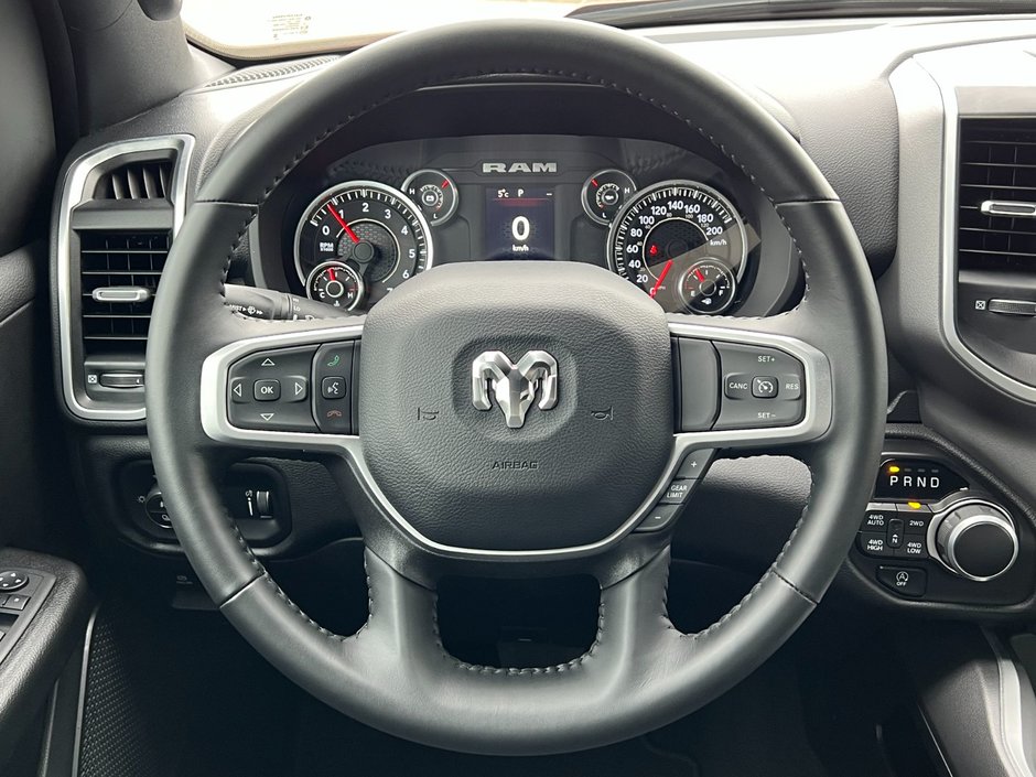 2023 Ram 1500 Big Horn-15