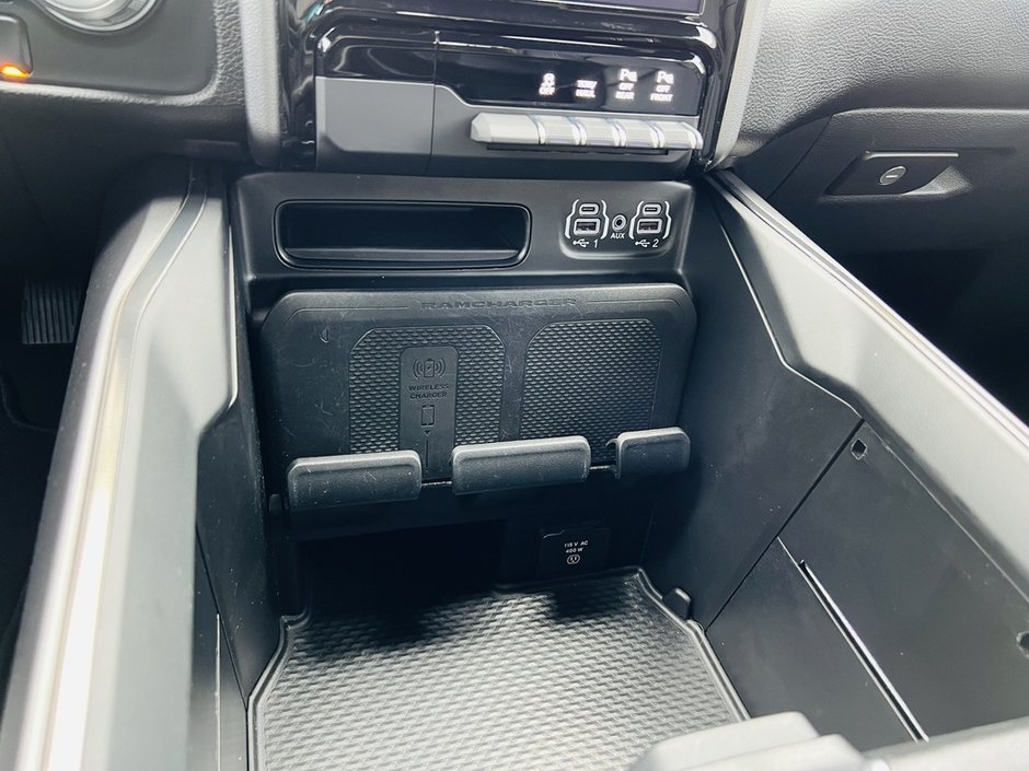 2023 Ram 1500 Sport Night Edition HEMI-38