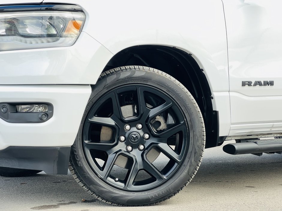 2023 Ram 1500 Sport Night Edition HEMI-5