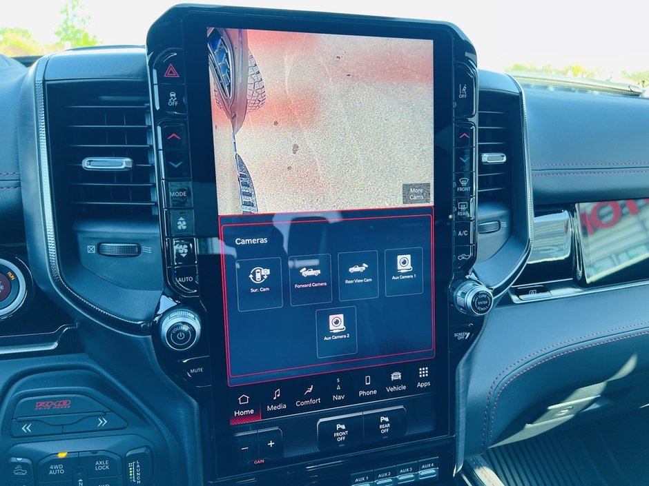 2025 Ram 1500 RHO 4X4-75