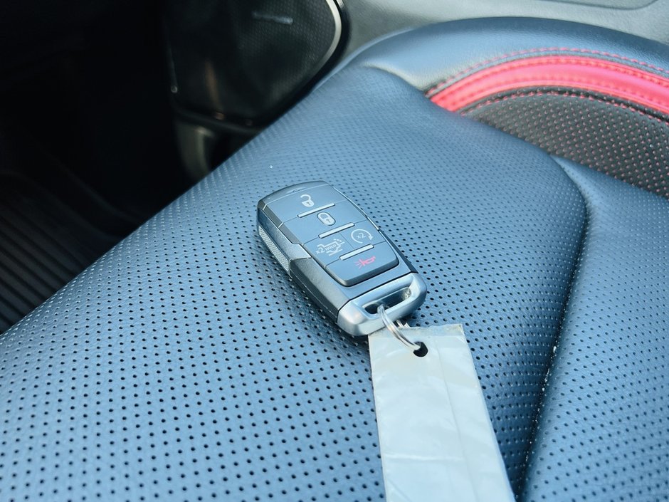 2025 Ram 1500 RHO 4X4-11