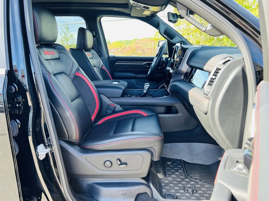 2025 Ram 1500 RHO 4X4-10