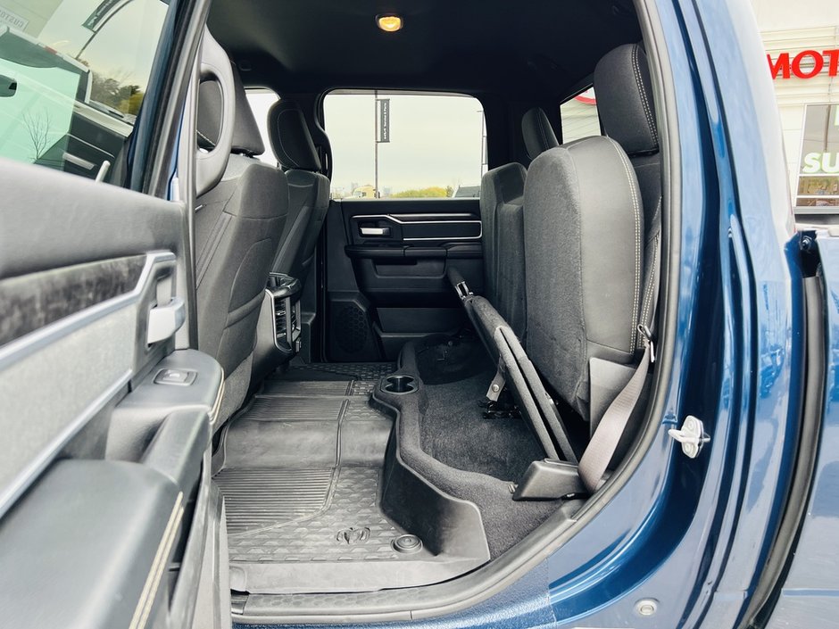 2022 Ram 3500 Big Horn 6.7L-50