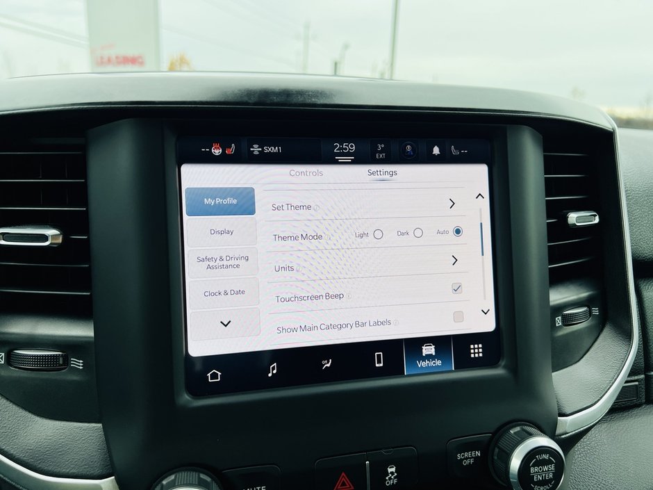 2022 Ram 3500 Big Horn 6.7L-32