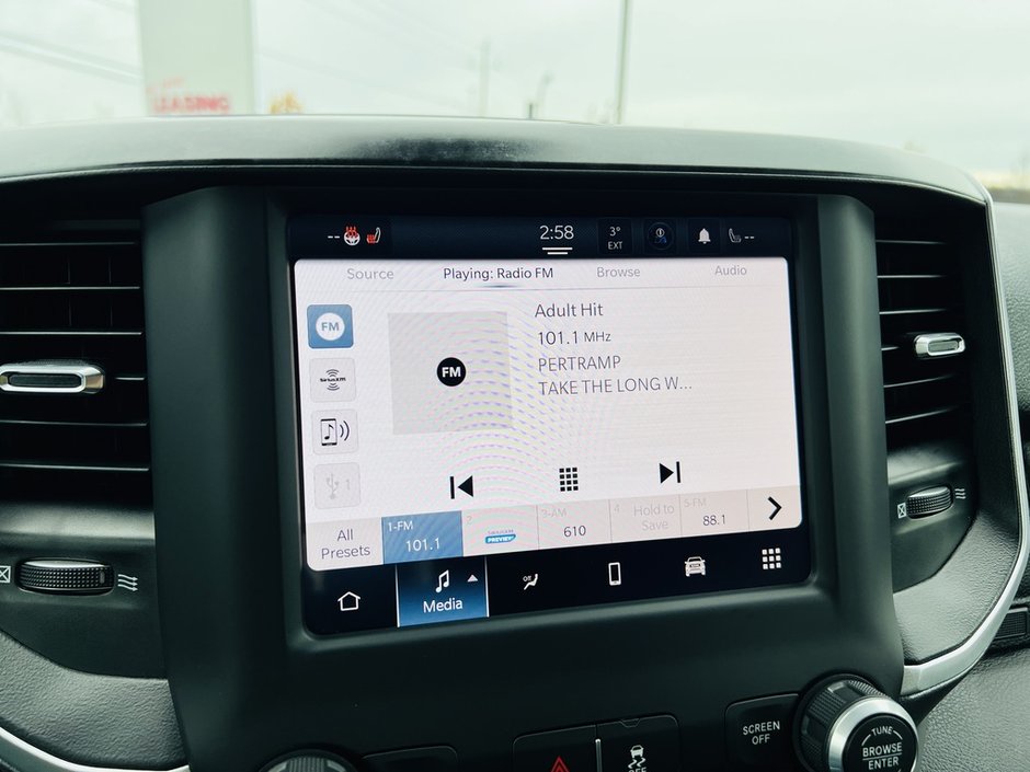 2022 Ram 3500 Big Horn 6.7L-29