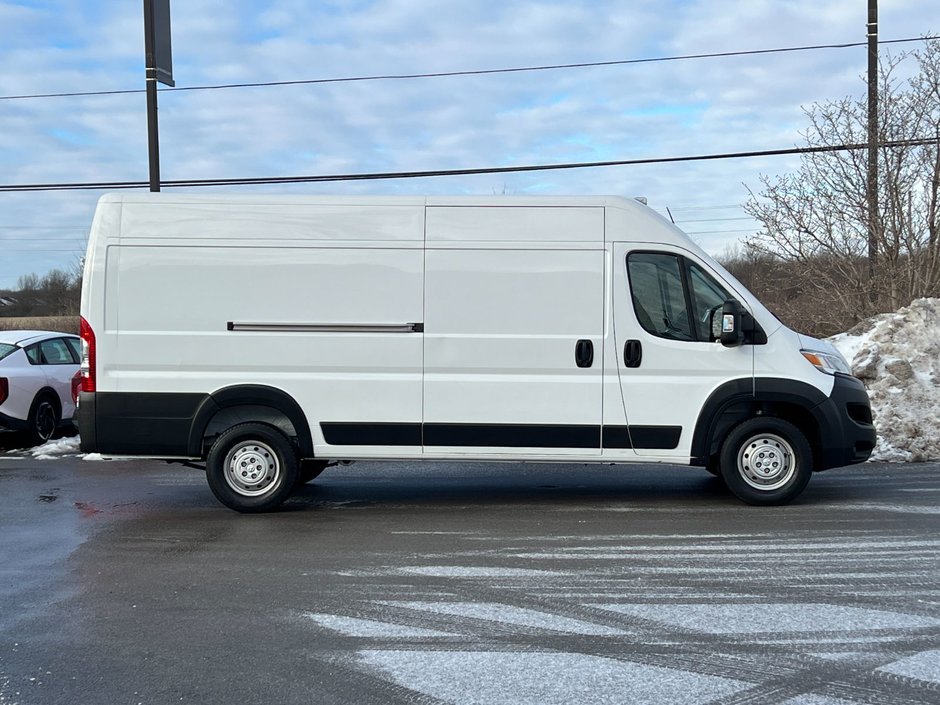 Ram ProMaster Cargo Van 3500 High Roof Ext 159 WB 2023-4