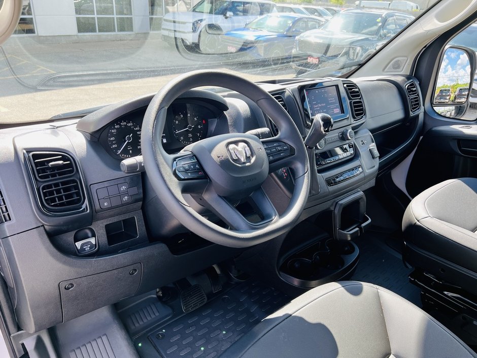 Ram ProMaster Cargo Van Tradesman 2025-12