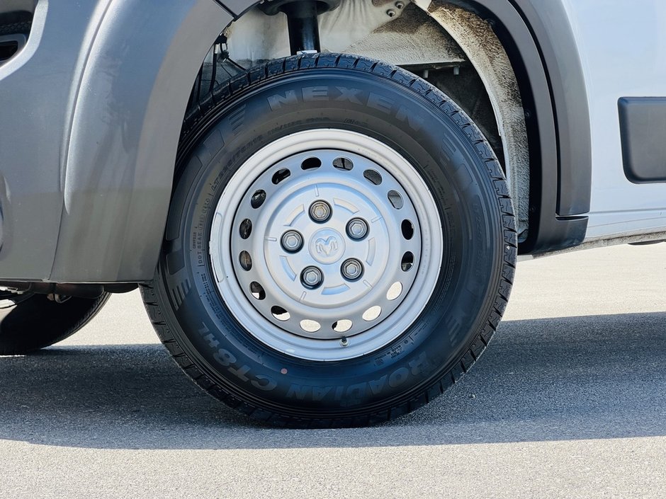 Ram ProMaster Cargo Van Tradesman 2025-4