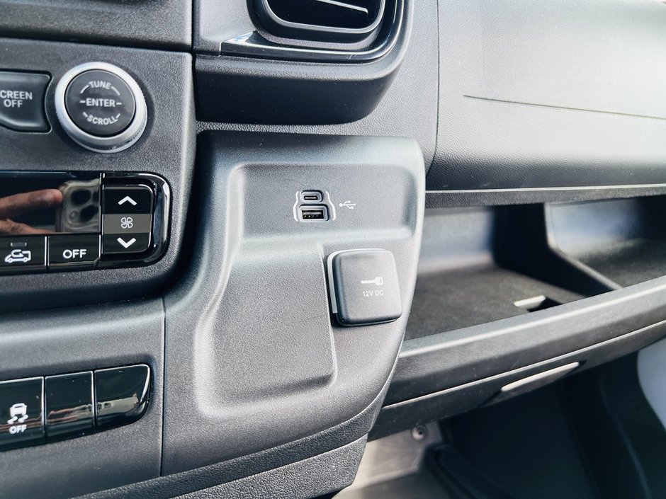 Ram ProMaster Cargo Van Tradesman 2025-28