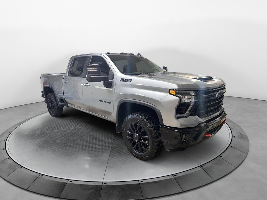 2025 Chevrolet Silverado 2500HD in Baie-Comeau, Quebec - w940px