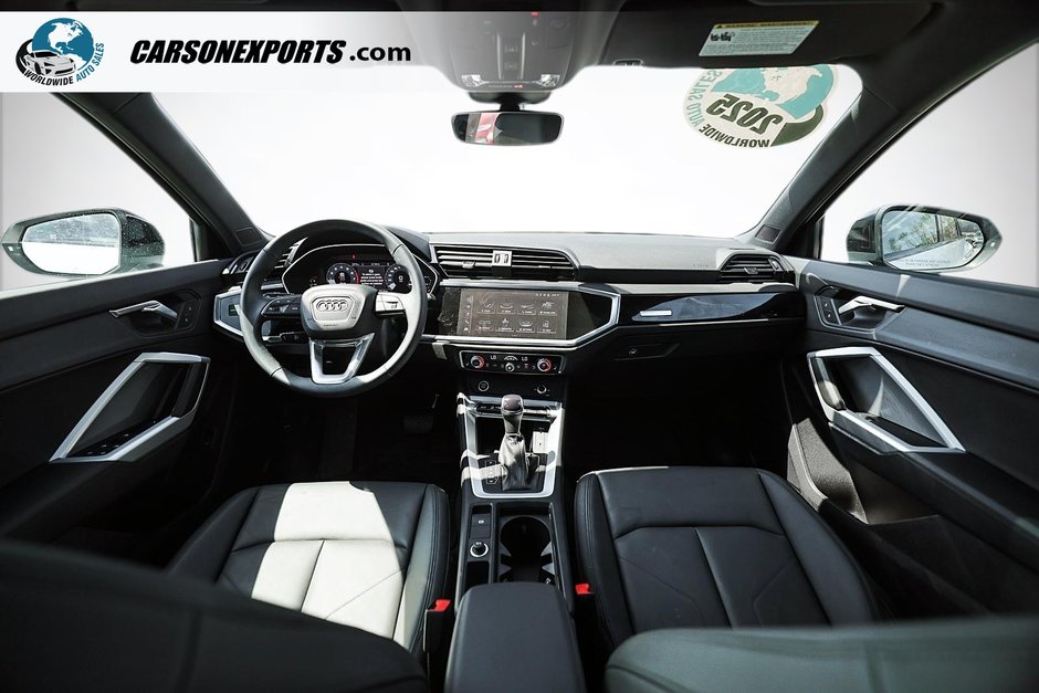2025 Audi Q3 LEATHER, PANORAMA SUNROOF-9
