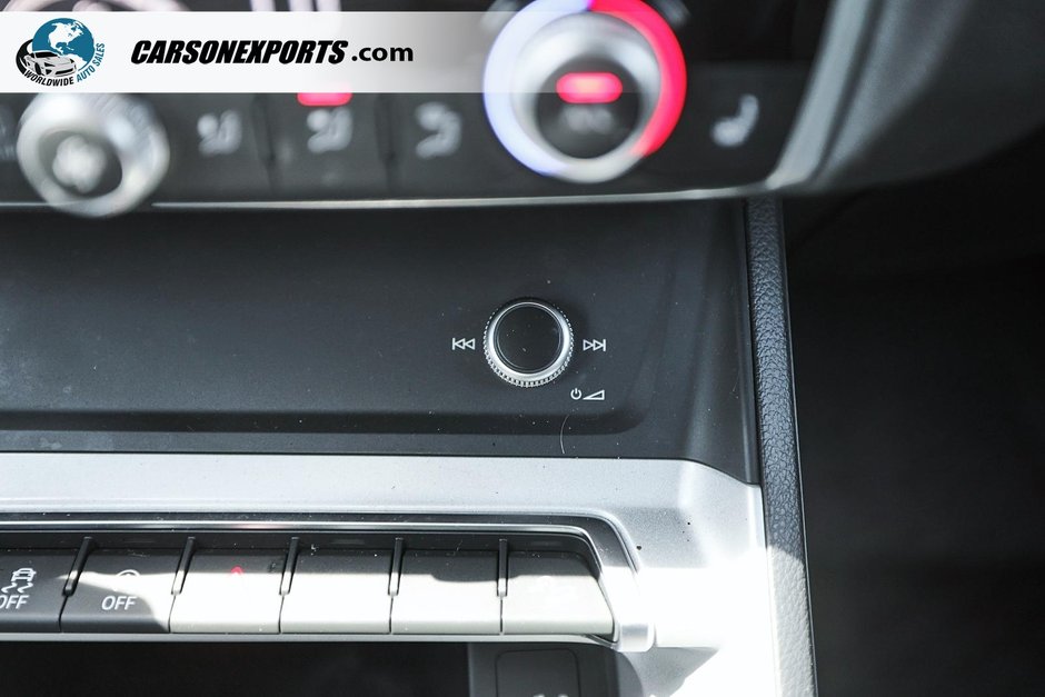 2025 Audi Q3 LEATHER, PANORAMA SUNROOF-18