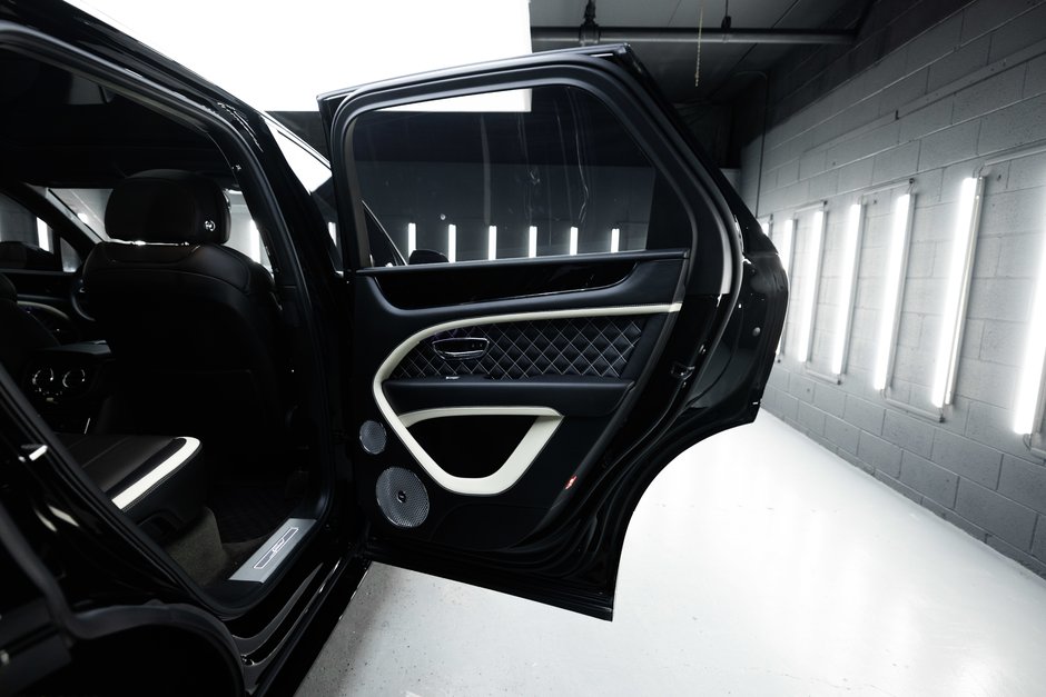 2021 Bentley Bentayga Speed GREAT DEAL! FINANCING AVAILBLE-31