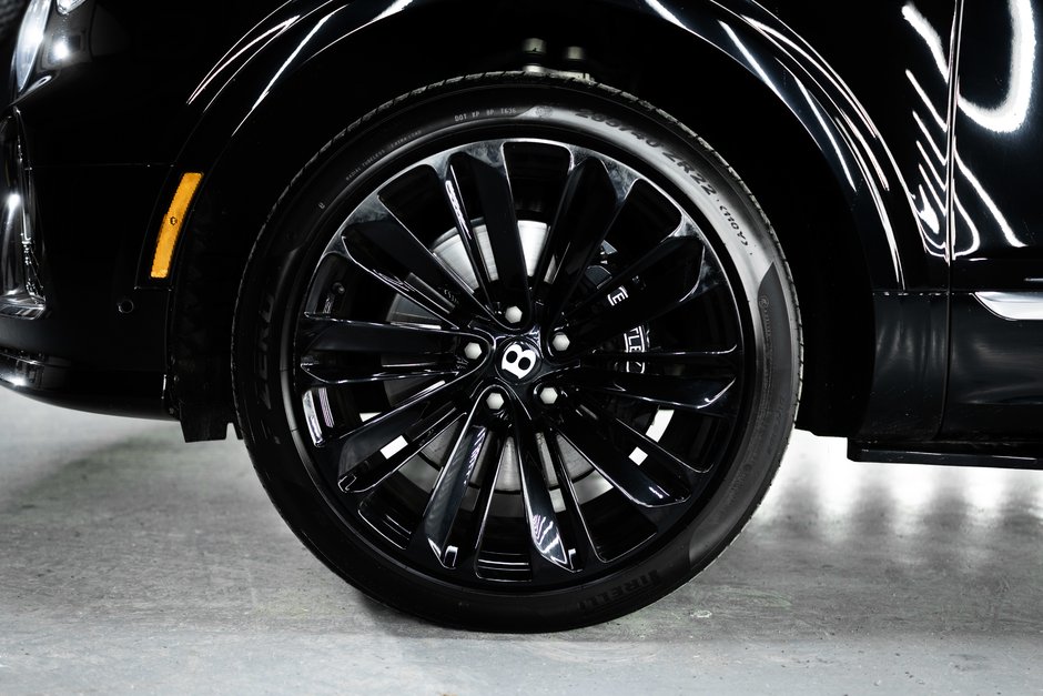 2021 Bentley Bentayga Speed GREAT DEAL! FINANCING AVAILBLE-48