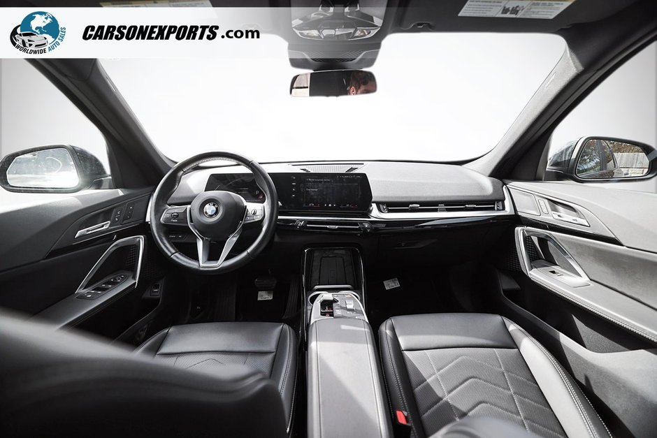 2025 BMW X1 xDrive28i-9