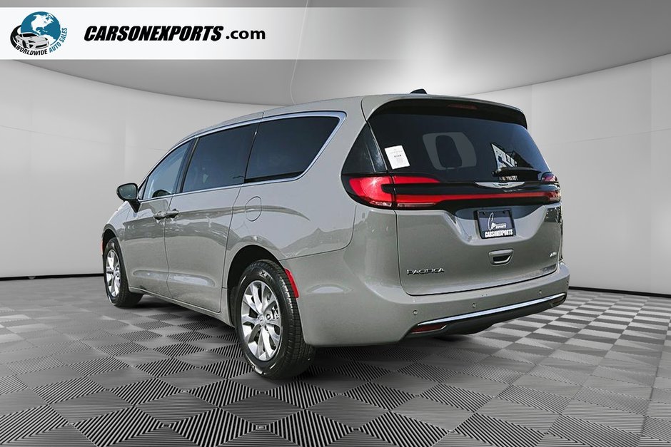 2023 Chrysler Pacifica Touring-L,-6