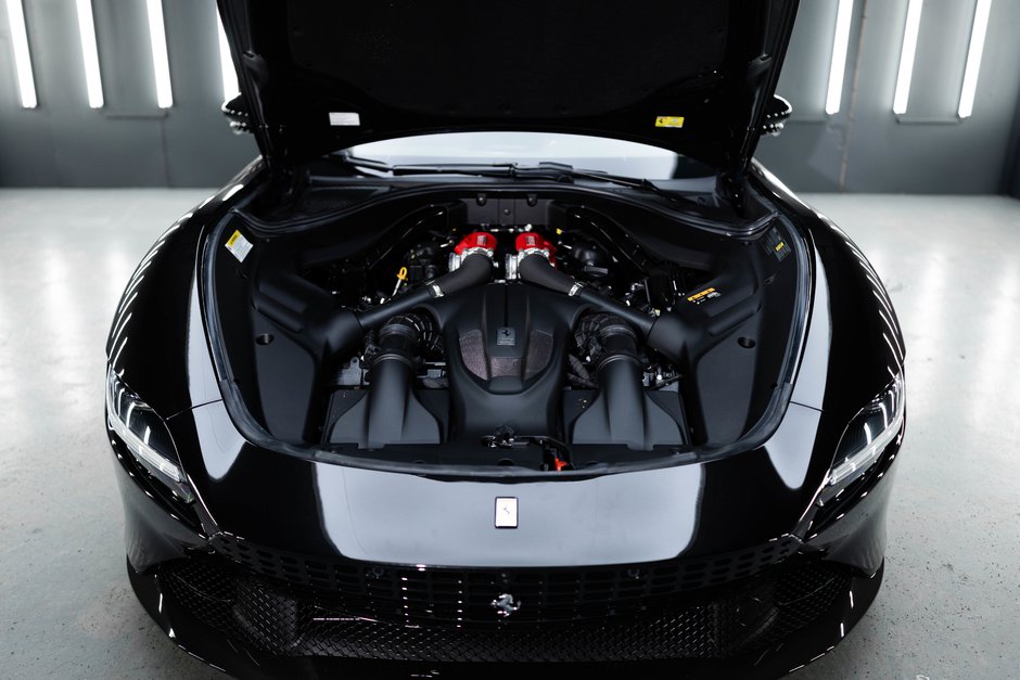 2023 Ferrari Roma Base-25