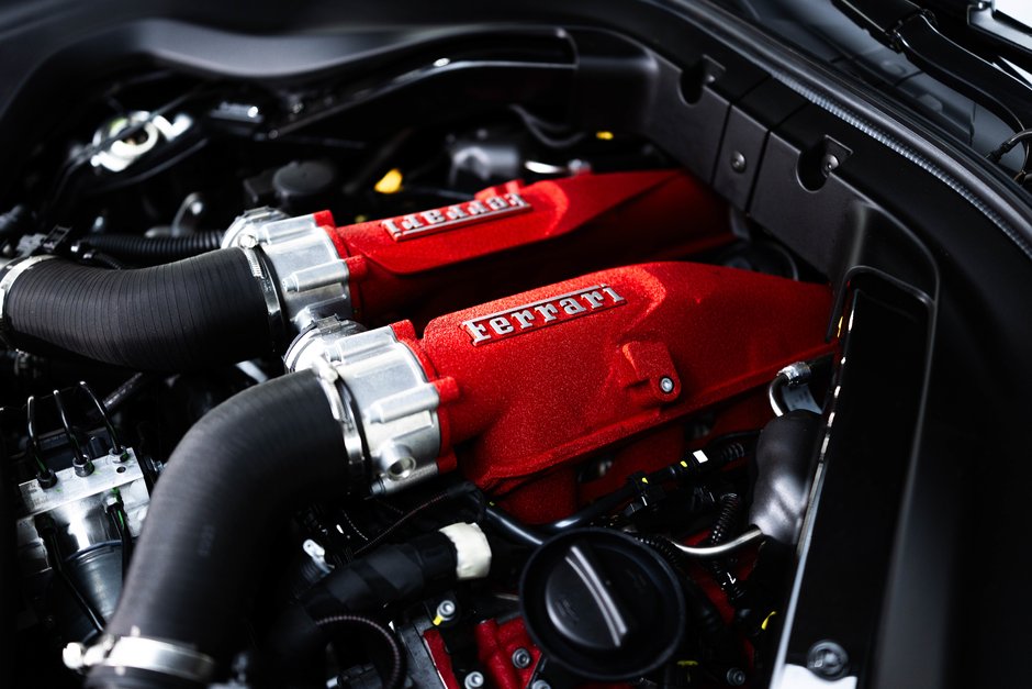 2023 Ferrari Roma Base-29