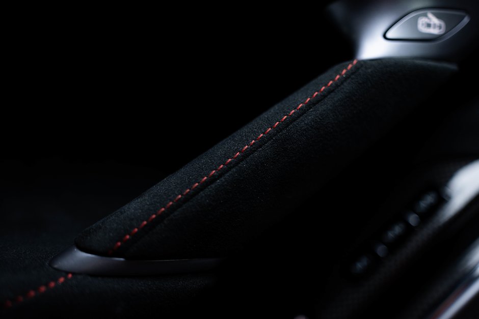 2023 Ferrari Roma Base-51