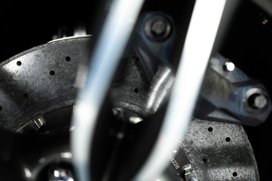 2023 Ferrari Roma Base-16