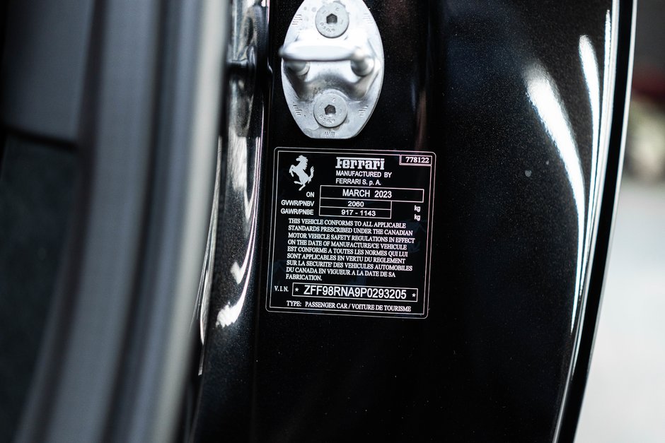 2023 Ferrari Roma Base-38