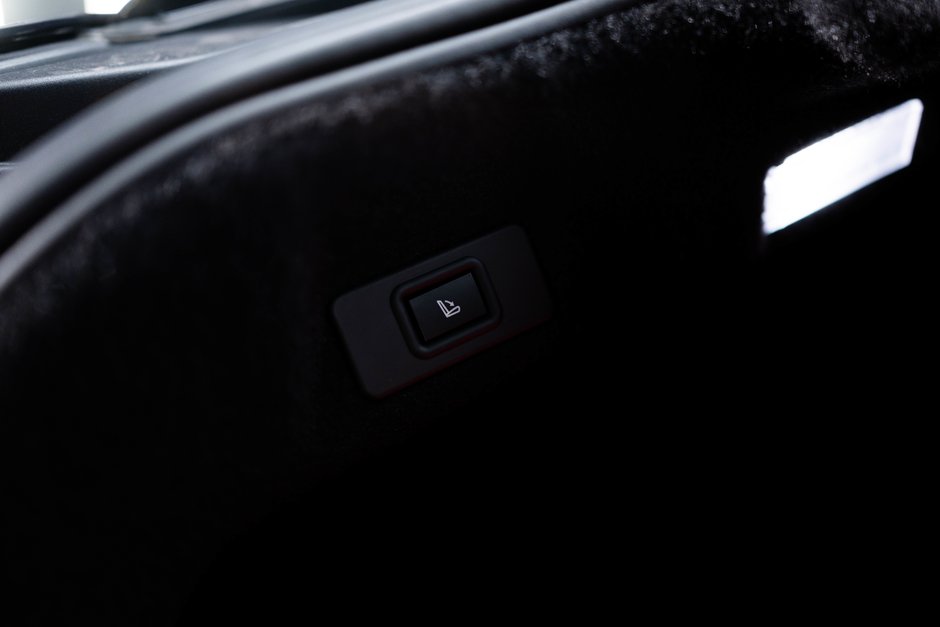 2023 Ferrari Roma Base-46