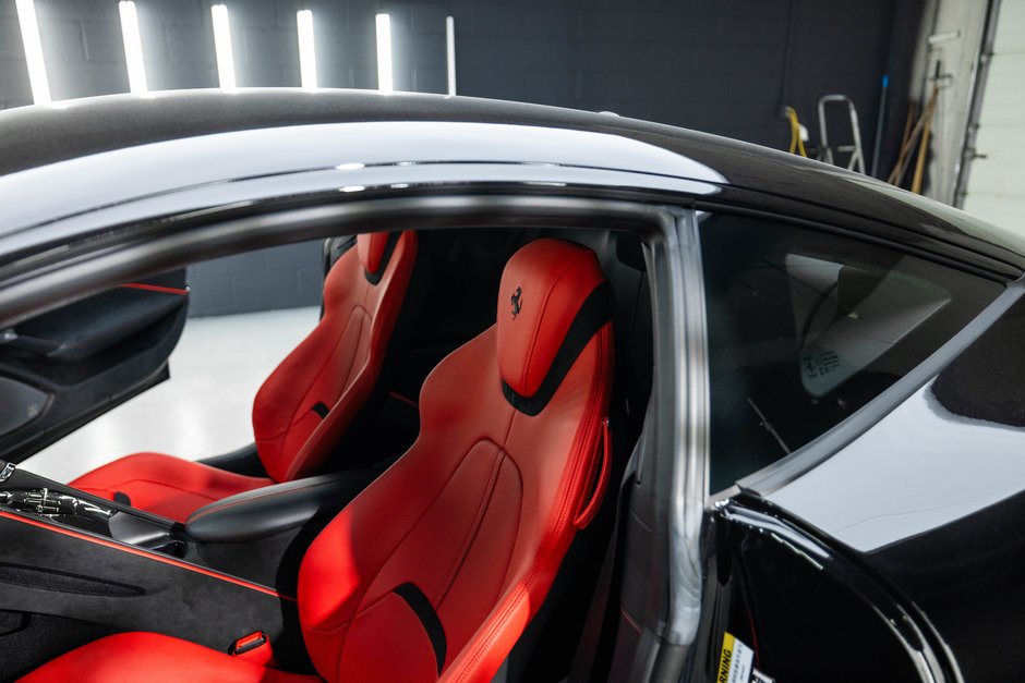 2023 Ferrari Roma Base-64
