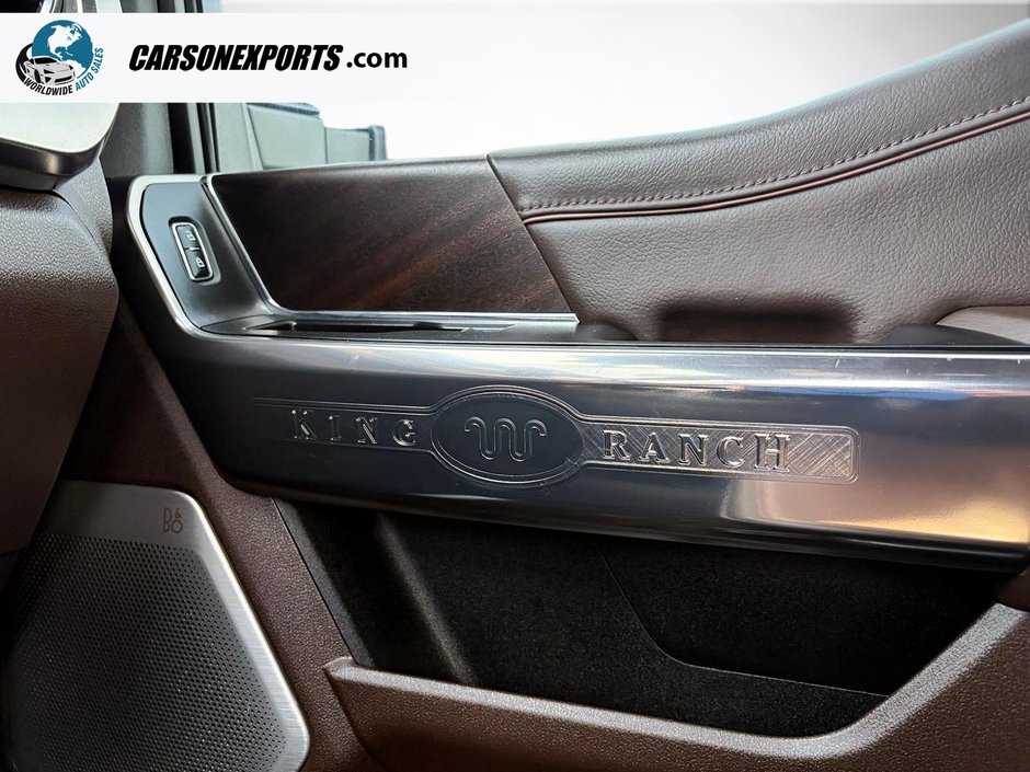 2023 Ford F-450SD King Ranch RARE! FINANCING AVAILABLE!-32