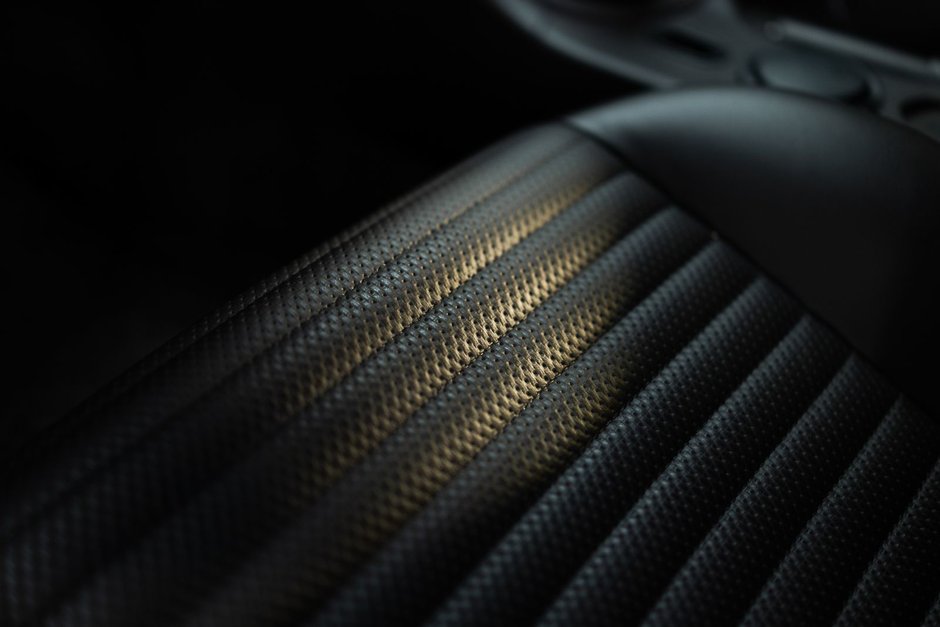 2003 Ford Mustang Mach 1-32