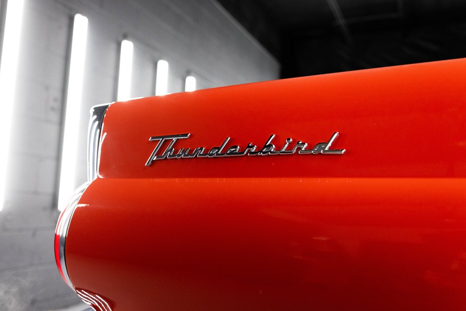 1956 Ford Thunderbird Base-18