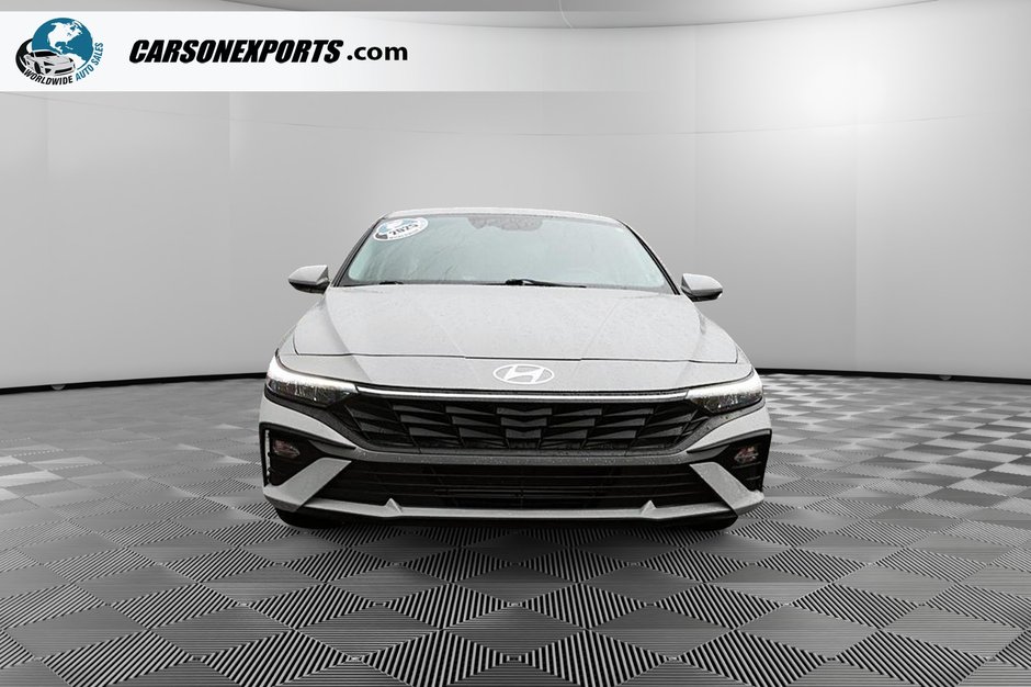 2025 Hyundai Elantra Preferred LOW KM! FINANCE TODAY!-1