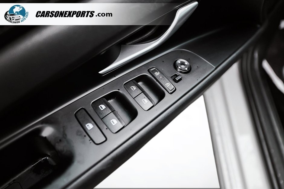 2025 Hyundai Elantra Preferred LOW KM! FINANCE TODAY!-17