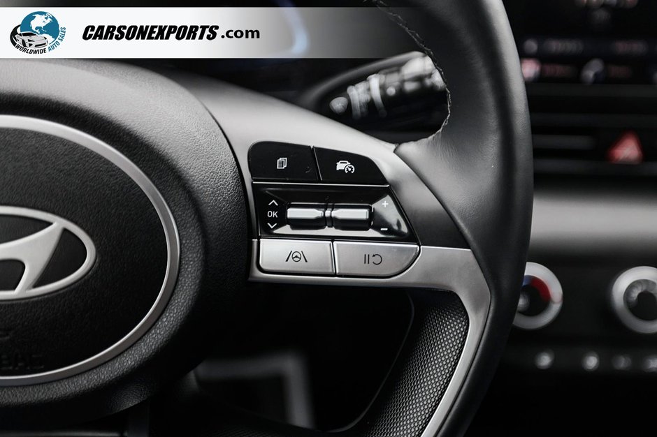 2025 Hyundai Elantra Preferred LOW KM! FINANCE TODAY!-24